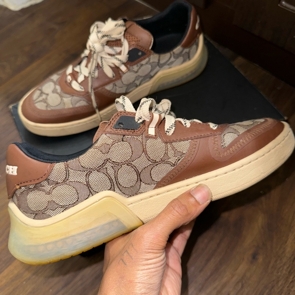 Mens Coach Shoes - Picture 3 of 4